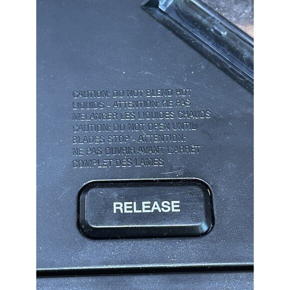 Ninja 72 oz. Pitcher Lid With Locking Handle BL710WM BL610 CO610B etc Blenders - Picture 2 of 5